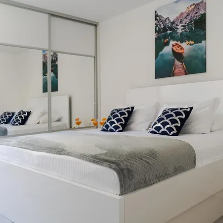 Beachfront Apartment Plaza Omiš Exterior foto